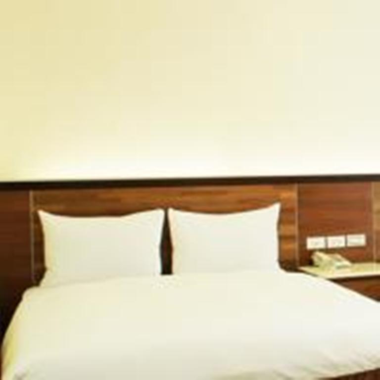 Puyisy Business Hotel Hsinchu Extérieur photo